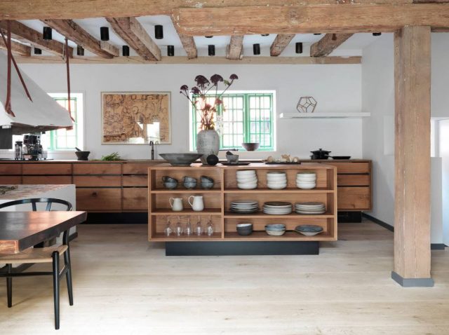 Shelves for dishes in the kitchen island